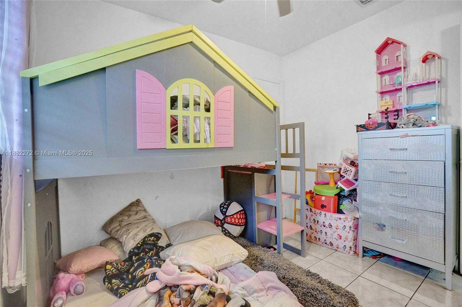 Small Image of 5606 HAYES ST #2, Hollywood Number 12