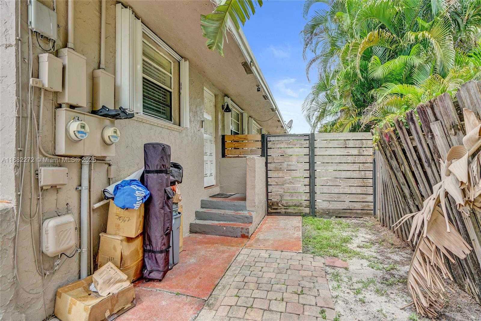 Small Image of 5606 HAYES ST #2, Hollywood Number 20