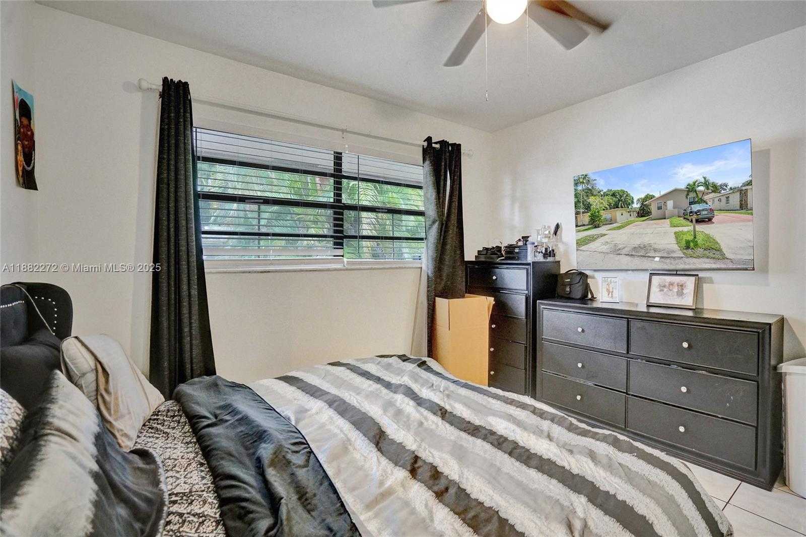 Small Image of 5606 HAYES ST #2, Hollywood Number 6