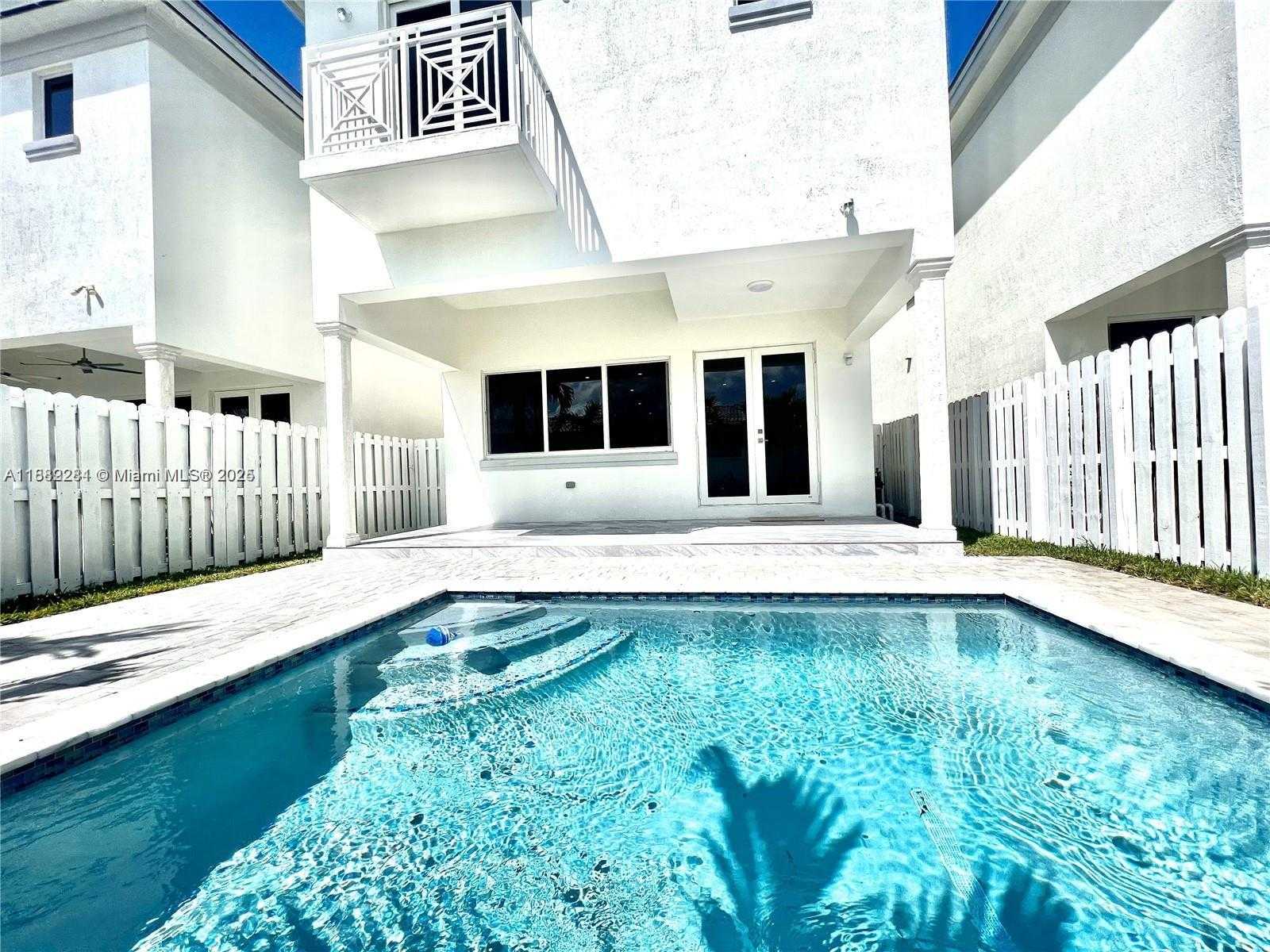 Small Image of 1602 HAYES ST, Hollywood Number 21