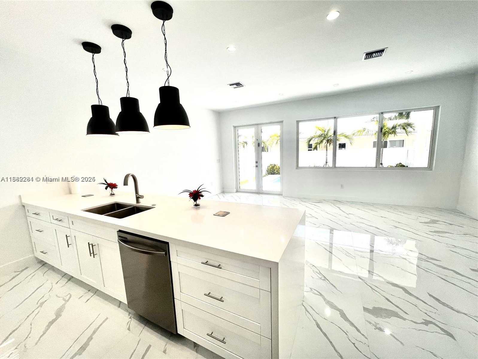 Small Image of 1602 HAYES ST, Hollywood Number 4