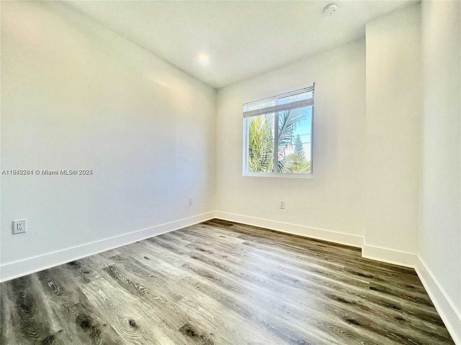 Small Image of 1602 HAYES ST, Hollywood Number 8