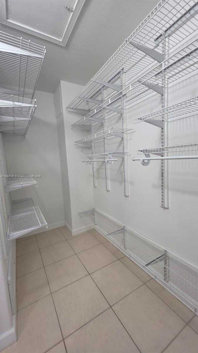 Small Image of 5570 NORTH WEST 107TH AVE #902, Doral Number 28