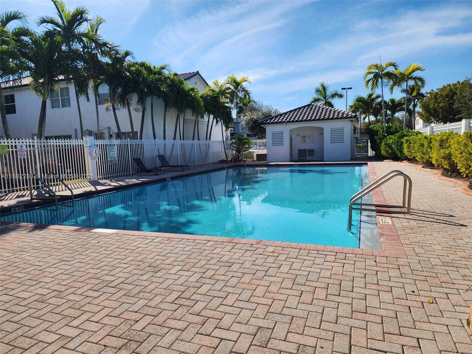 Small Image of 5570 NORTH WEST 107TH AVE #902, Doral Number 38