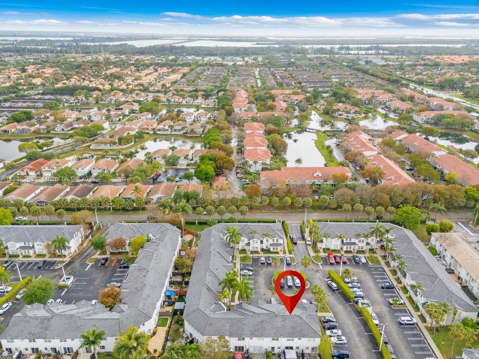 Small Image of 5570 NORTH WEST 107TH AVE #902, Doral Number 42