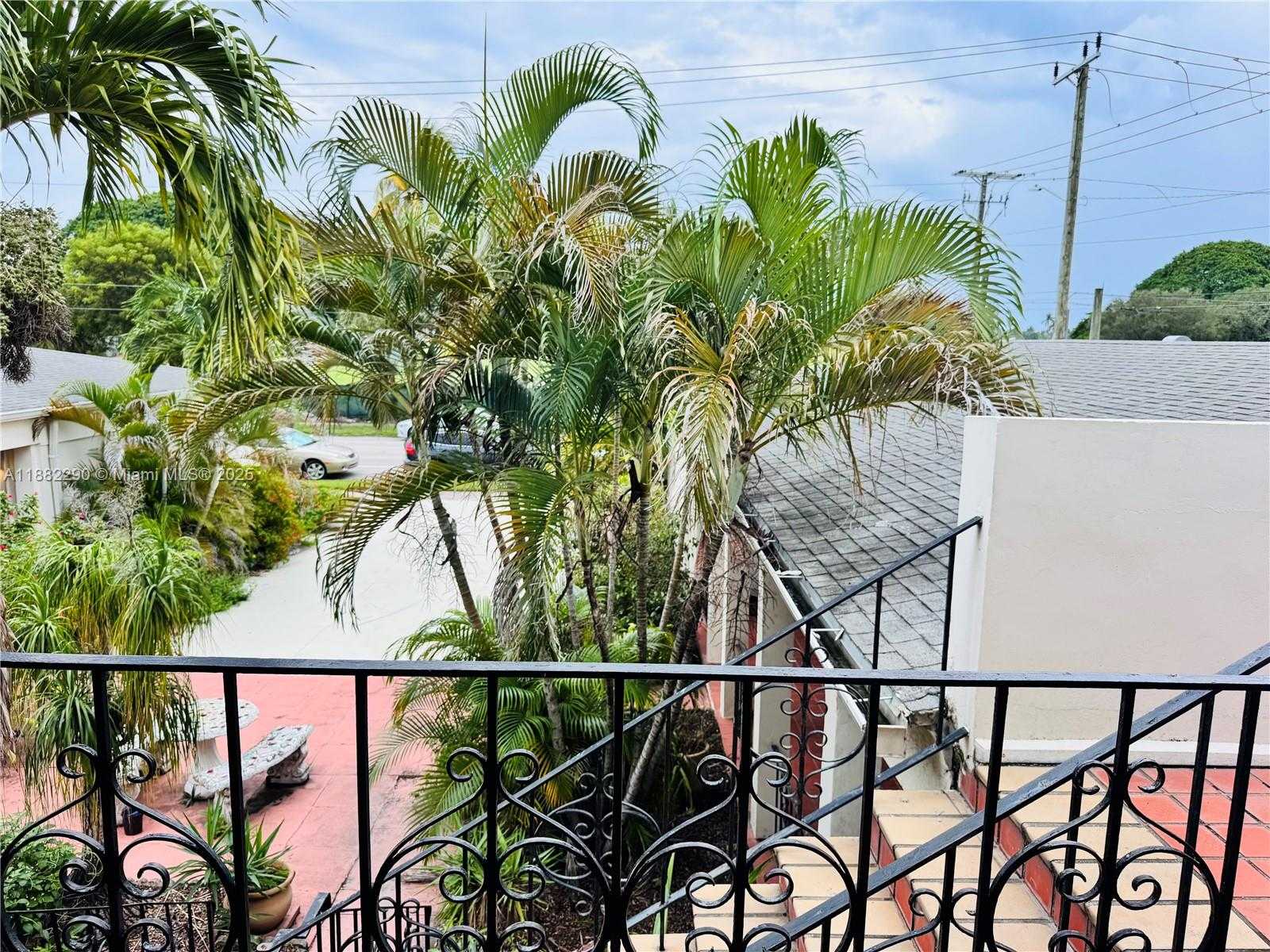 Small Image of 756 NORTH 17TH AVE #12, Hollywood Number 10