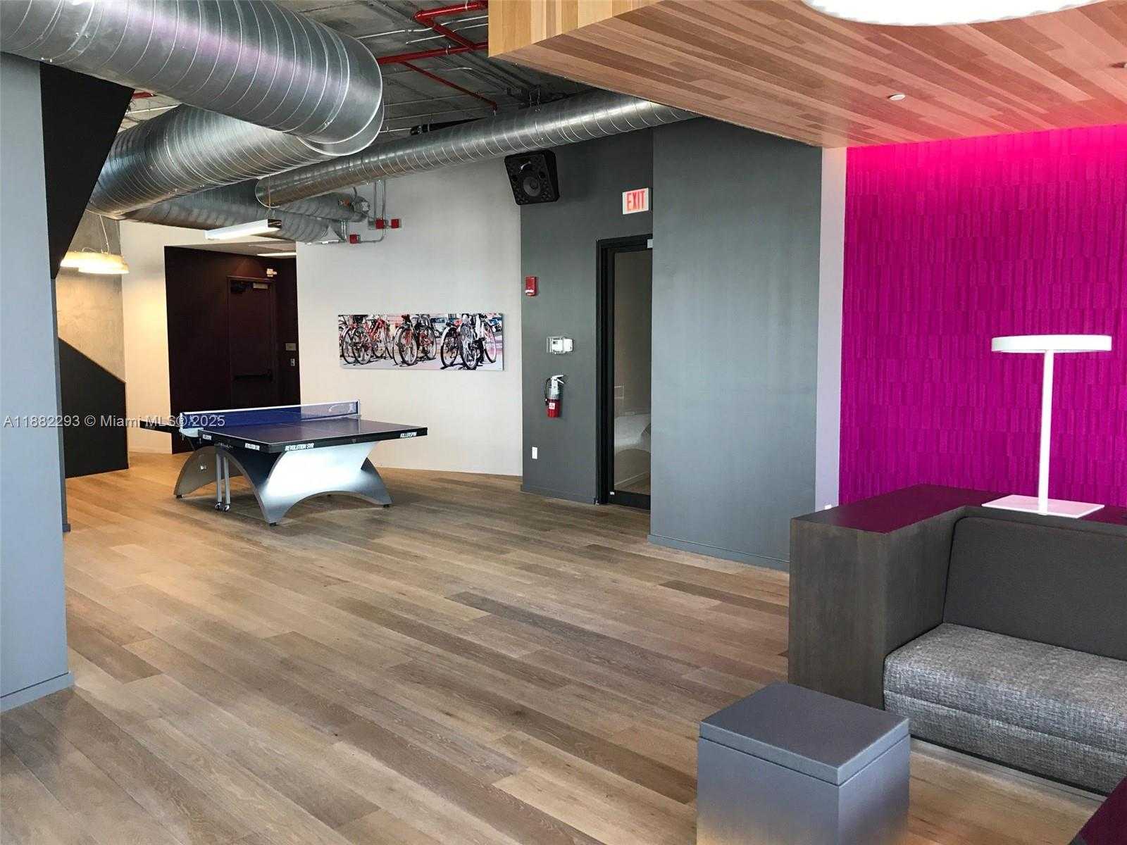 Small Image of 151 SOUTH EAST 1ST ST #2402, Miami Number 17
