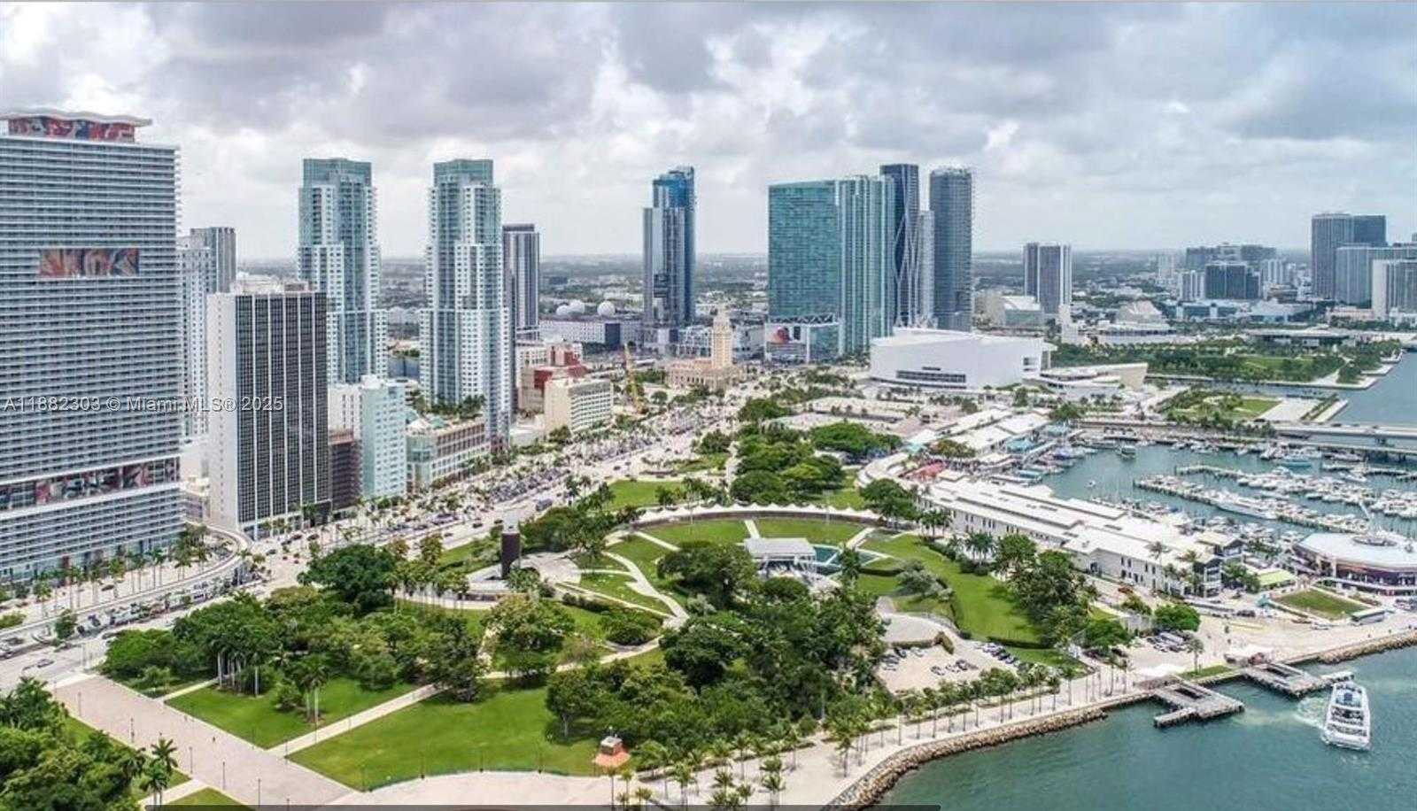 Small Image of 50 BISCAYNE BLVD #3909, Miami Number 22