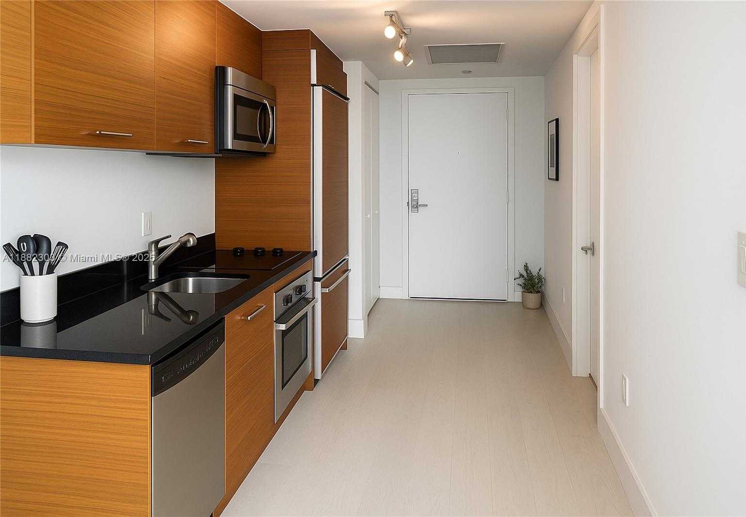 Small Image of 50 BISCAYNE BLVD #3909, Miami Number 6