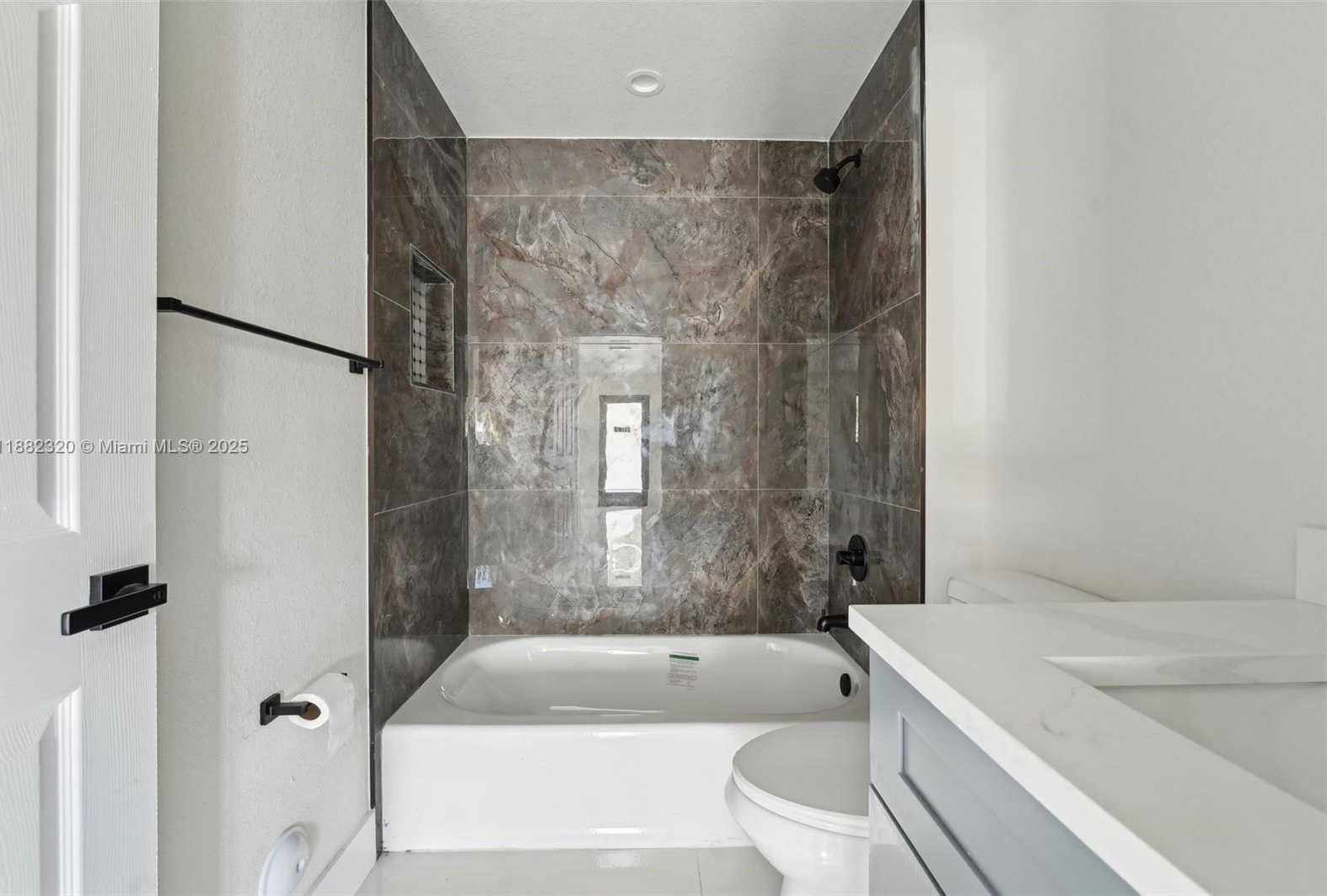 Small Image of 10340 NORTH WEST 29TH AVE #10340, Miami Number 10