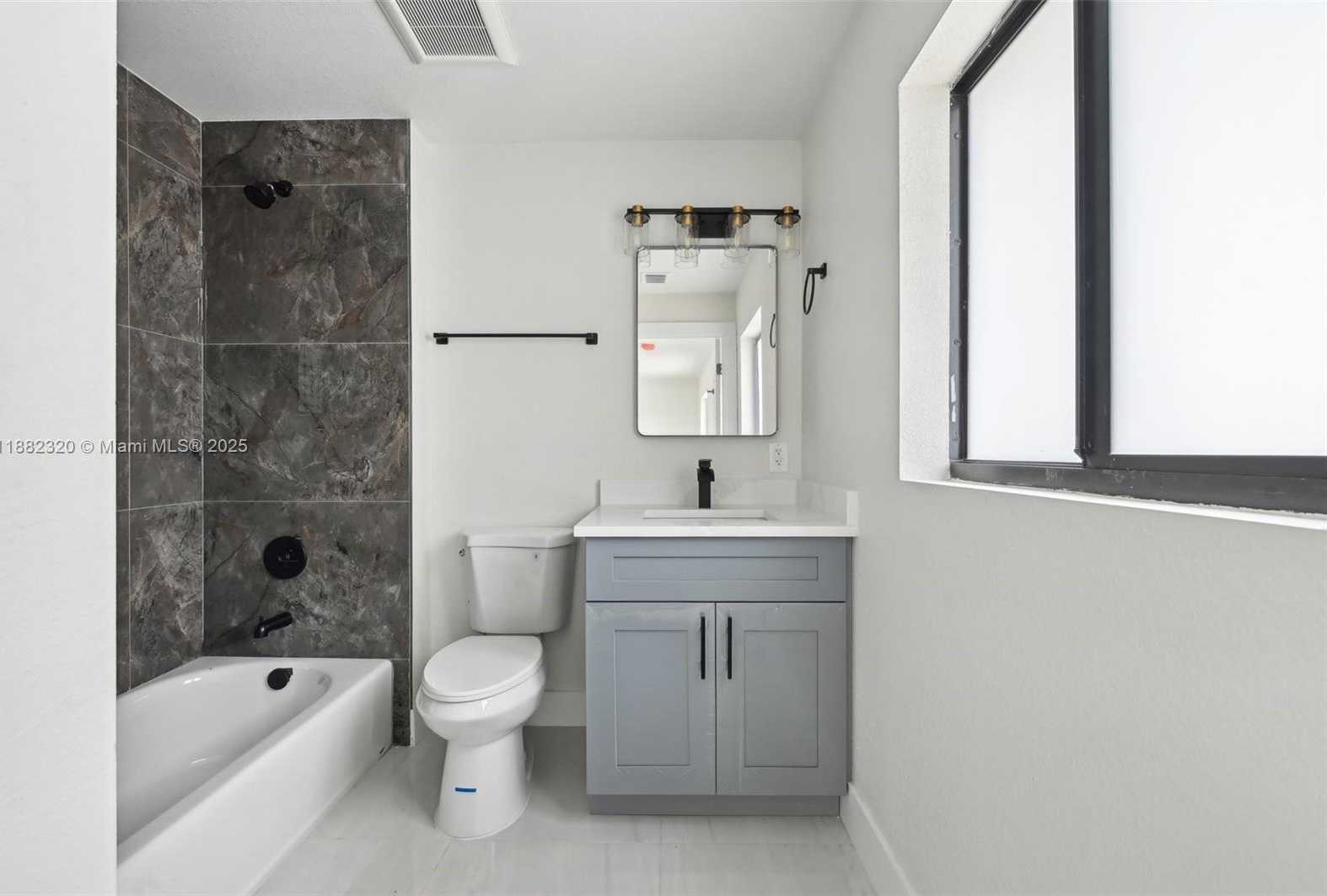 Small Image of 10340 NORTH WEST 29TH AVE #10340, Miami Number 13