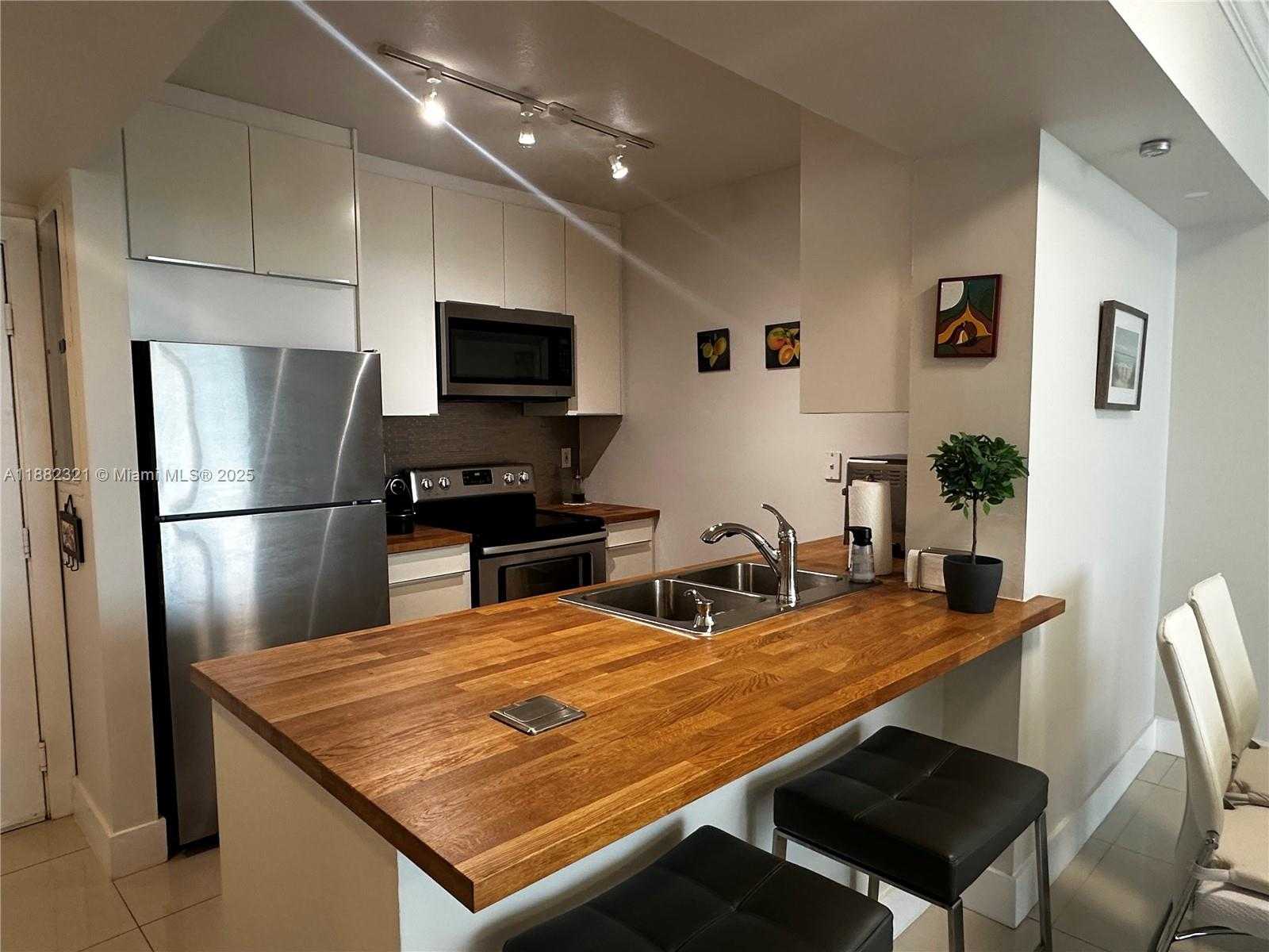 Small Image of 2665 SOUTH WEST 37TH AVE #1004, Miami Number 5