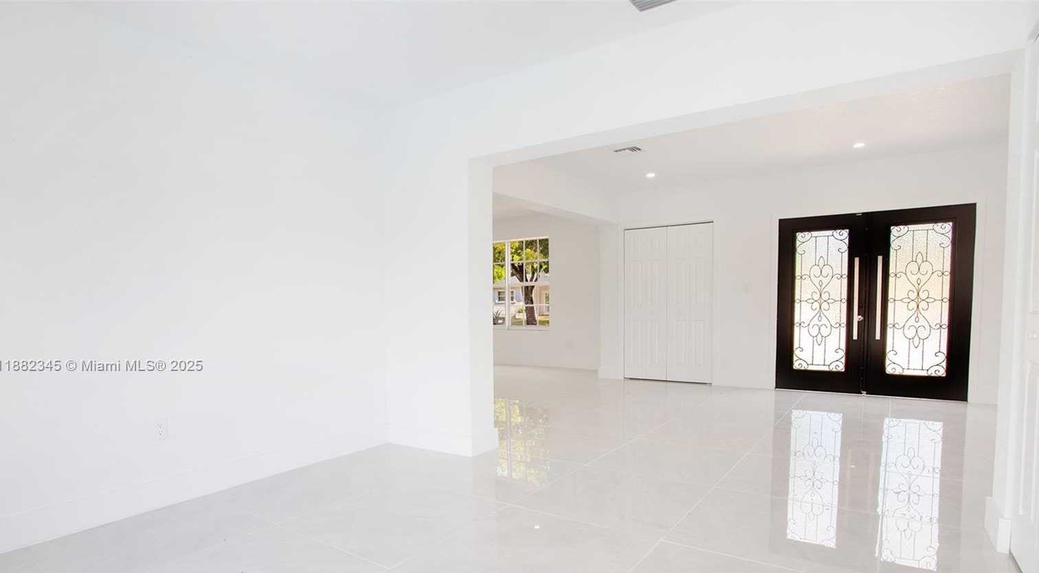 Small Image of 17600 NORTH EAST 2ND CT #1, North Miami Beach Number 16