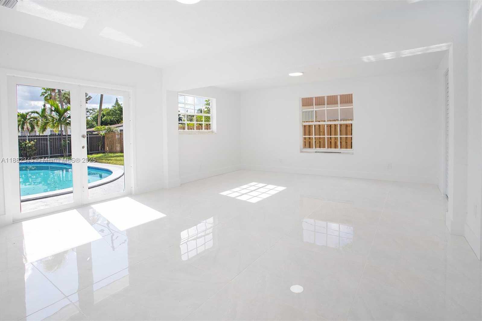 Small Image of 17600 NORTH EAST 2ND CT #1, North Miami Beach Number 31