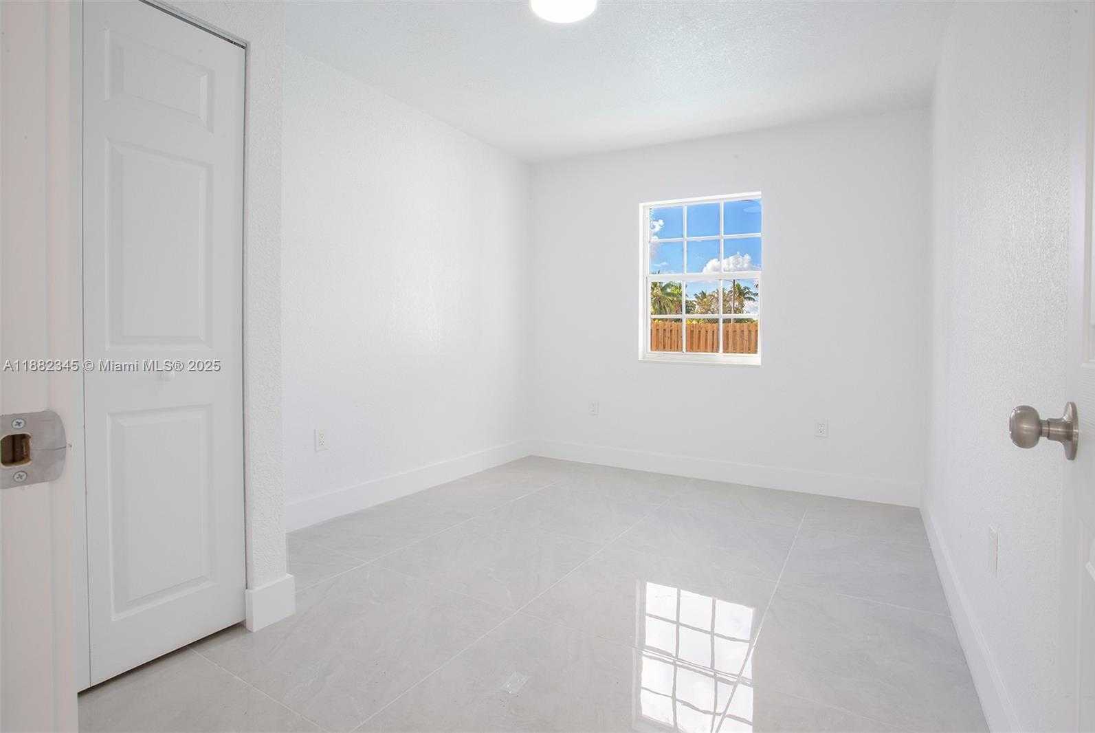 Small Image of 17600 NORTH EAST 2ND CT #1, North Miami Beach Number 39
