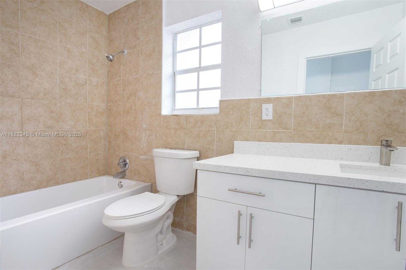 Small Image of 17600 NORTH EAST 2ND CT #1, North Miami Beach Number 42