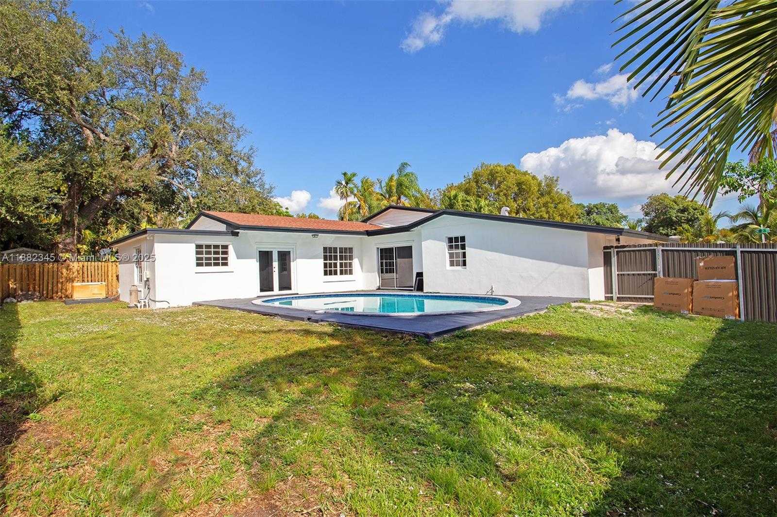Small Image of 17600 NORTH EAST 2ND CT #1, North Miami Beach Number 55