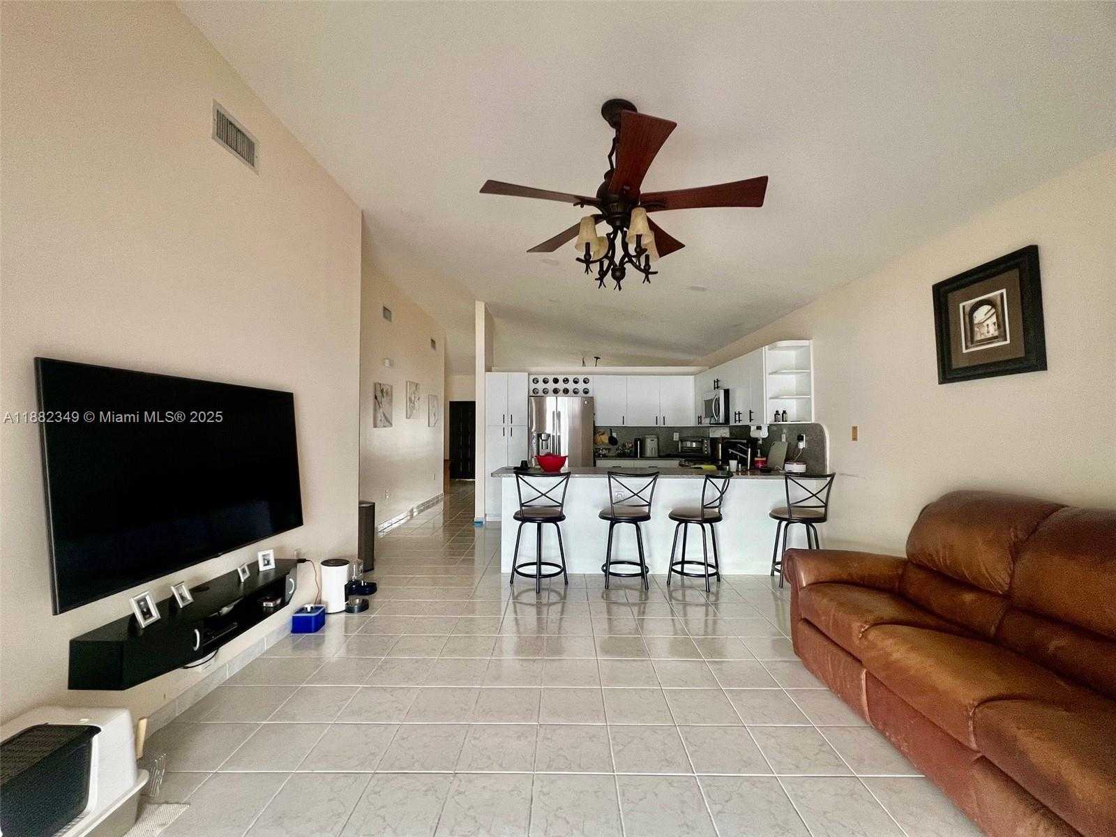 Small Image of 14351 SOUTH WEST 168TH TER, Miami Number 5