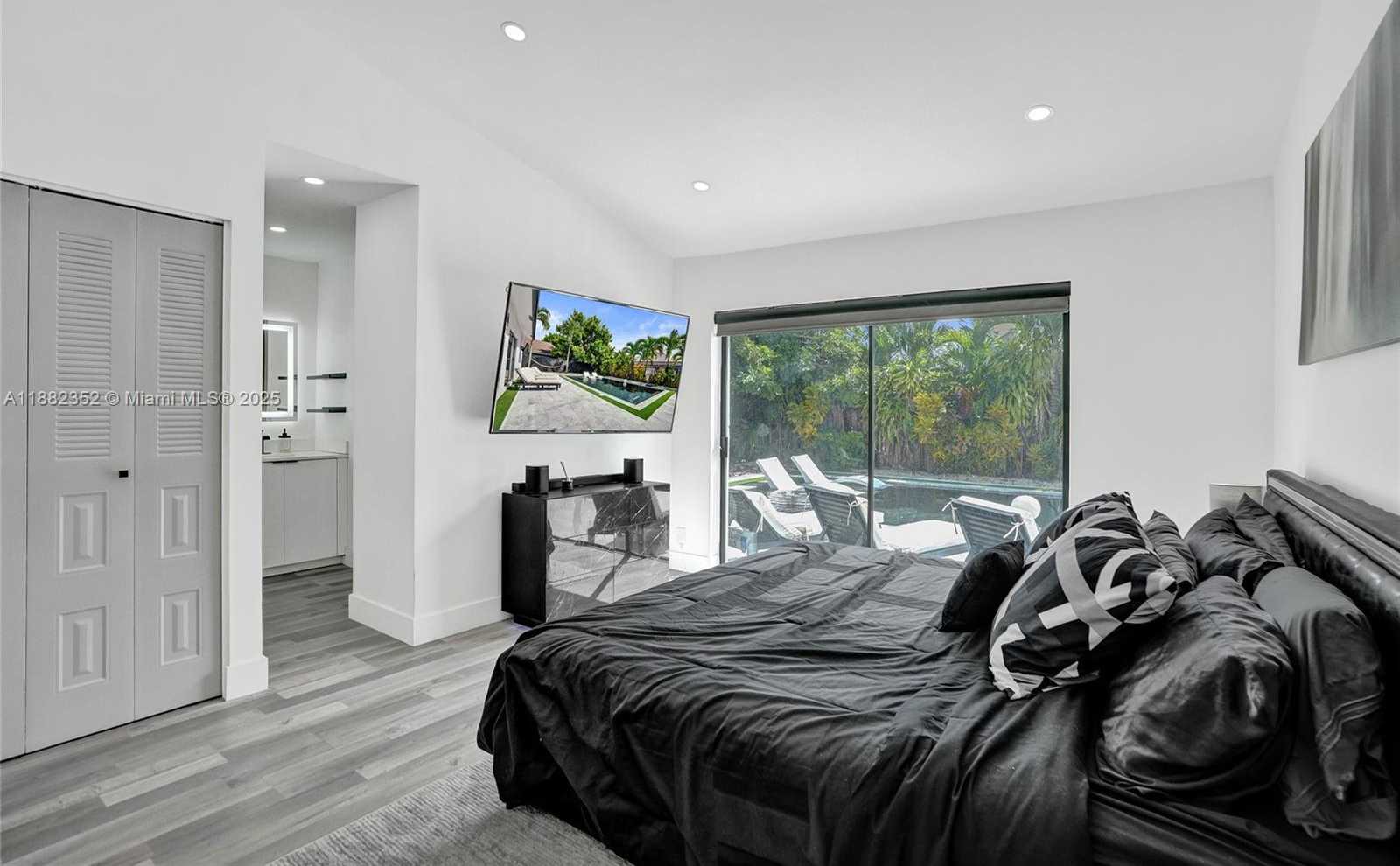 Small Image of 4920 NORTH WEST 83RD TER, Lauderhill Number 10