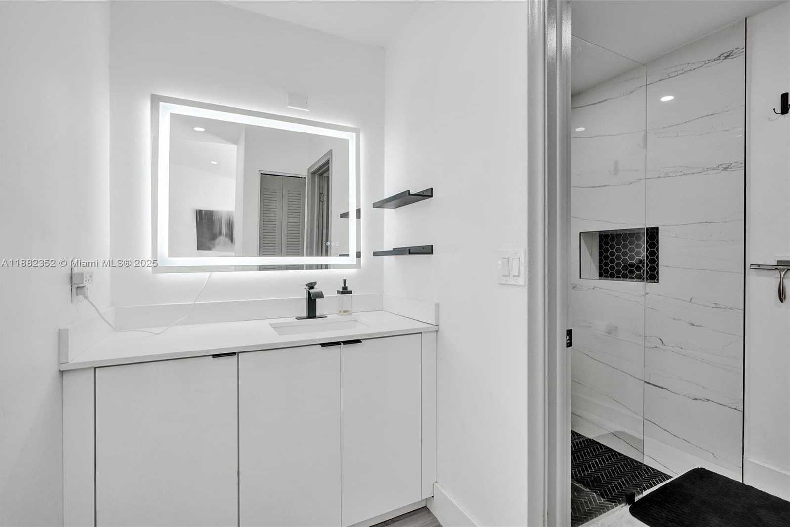 Small Image of 4920 NORTH WEST 83RD TER, Lauderhill Number 11