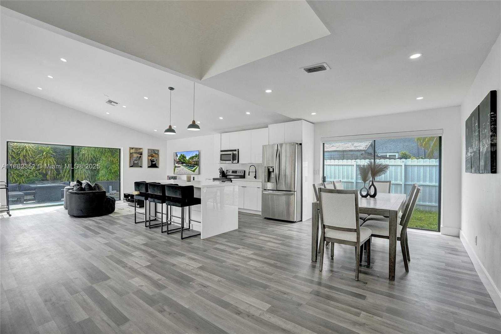 Small Image of 4920 NORTH WEST 83RD TER, Lauderhill Number 5