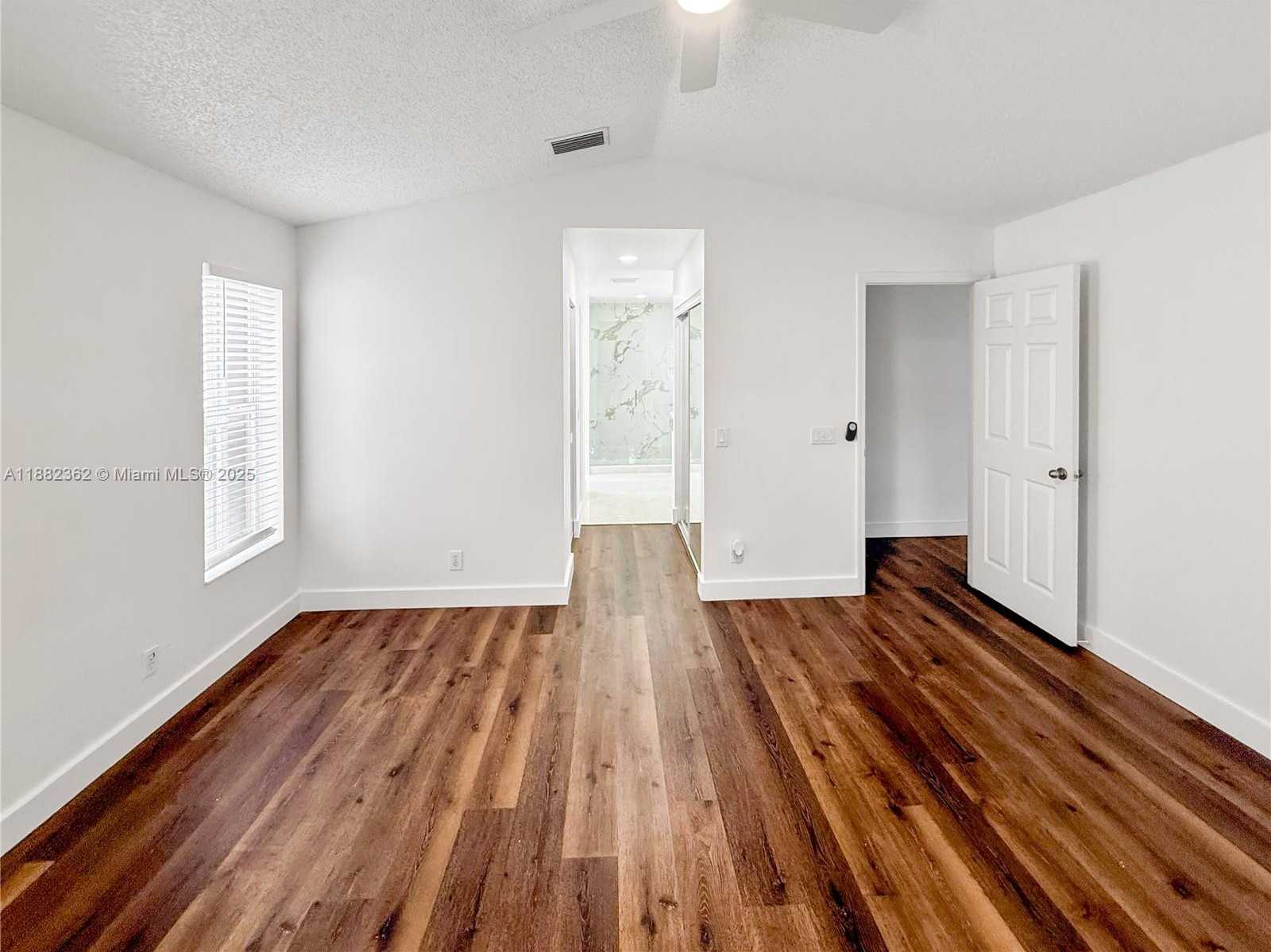 Small Image of 611 CARRINGTON LN, Weston Number 16