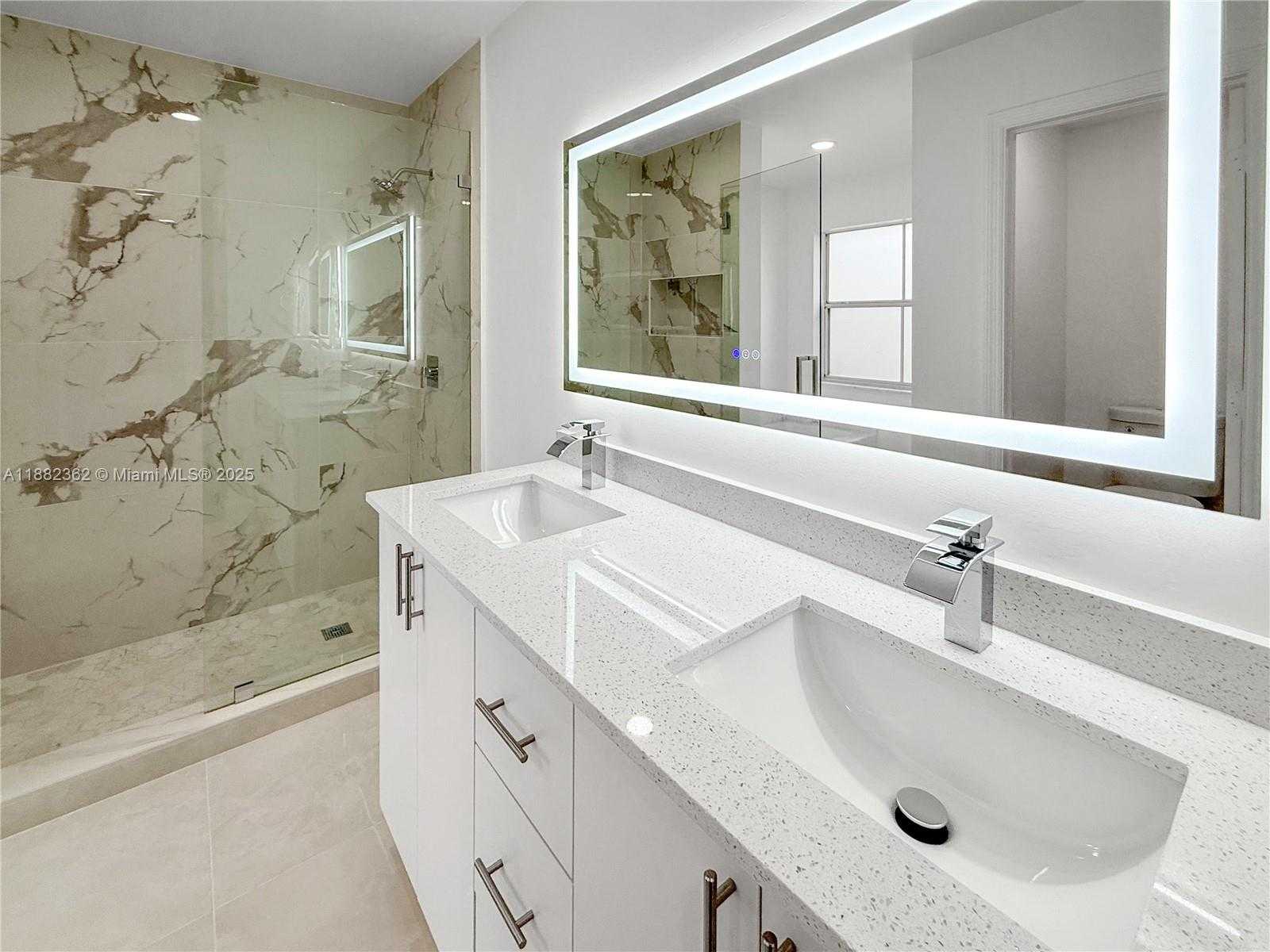 Small Image of 611 CARRINGTON LN, Weston Number 18