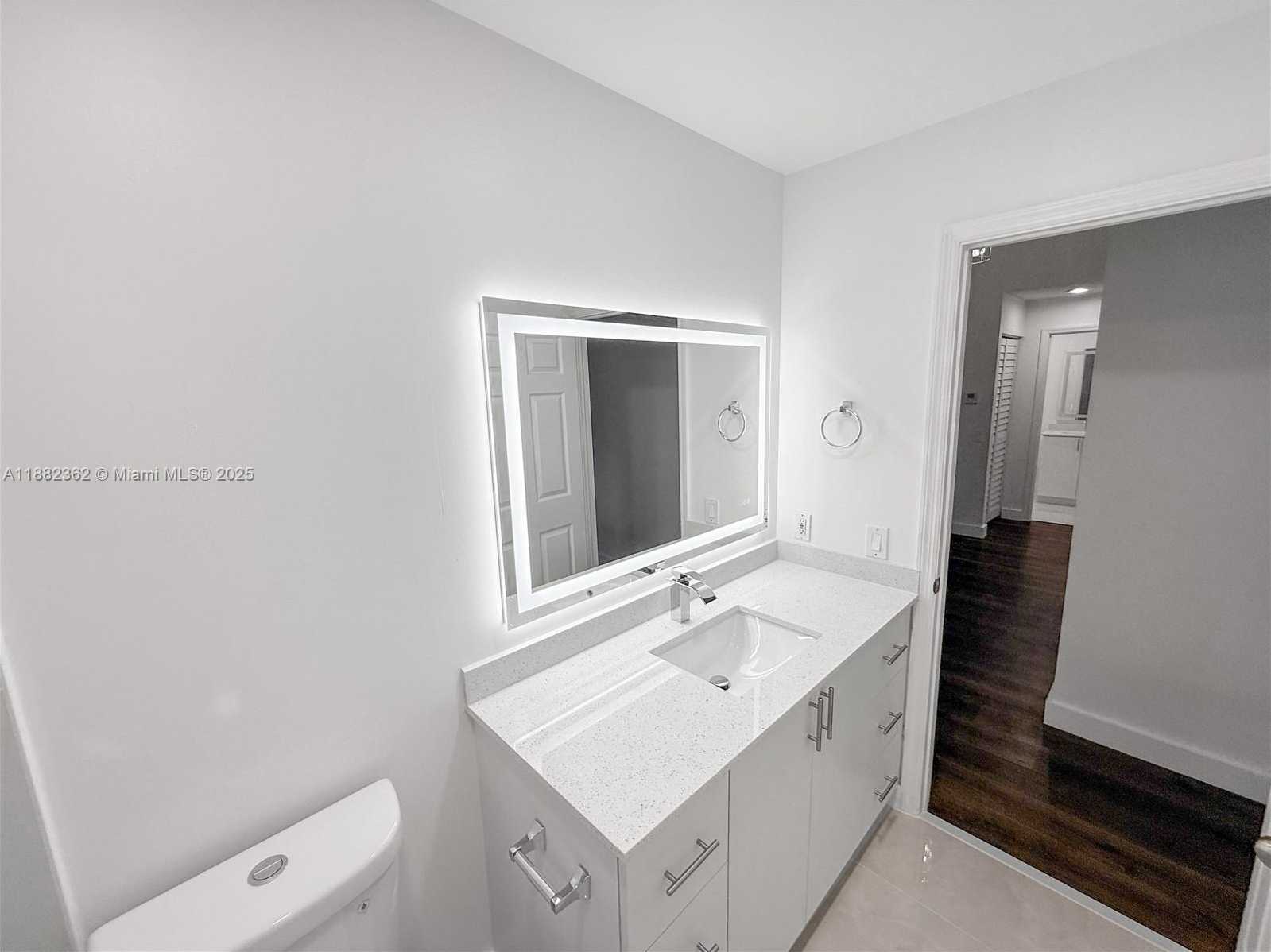 Small Image of 611 CARRINGTON LN, Weston Number 25