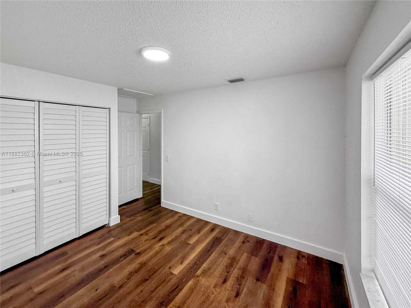 Small Image of 611 CARRINGTON LN, Weston Number 26