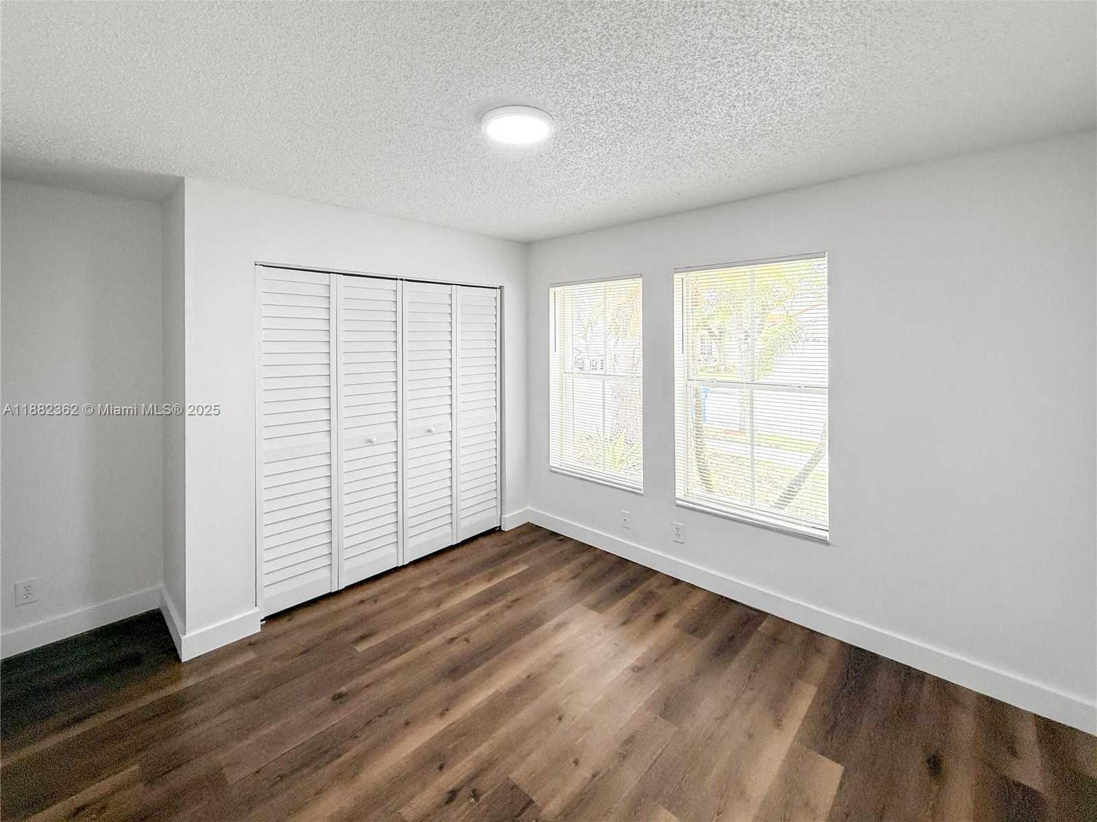 Small Image of 611 CARRINGTON LN, Weston Number 29