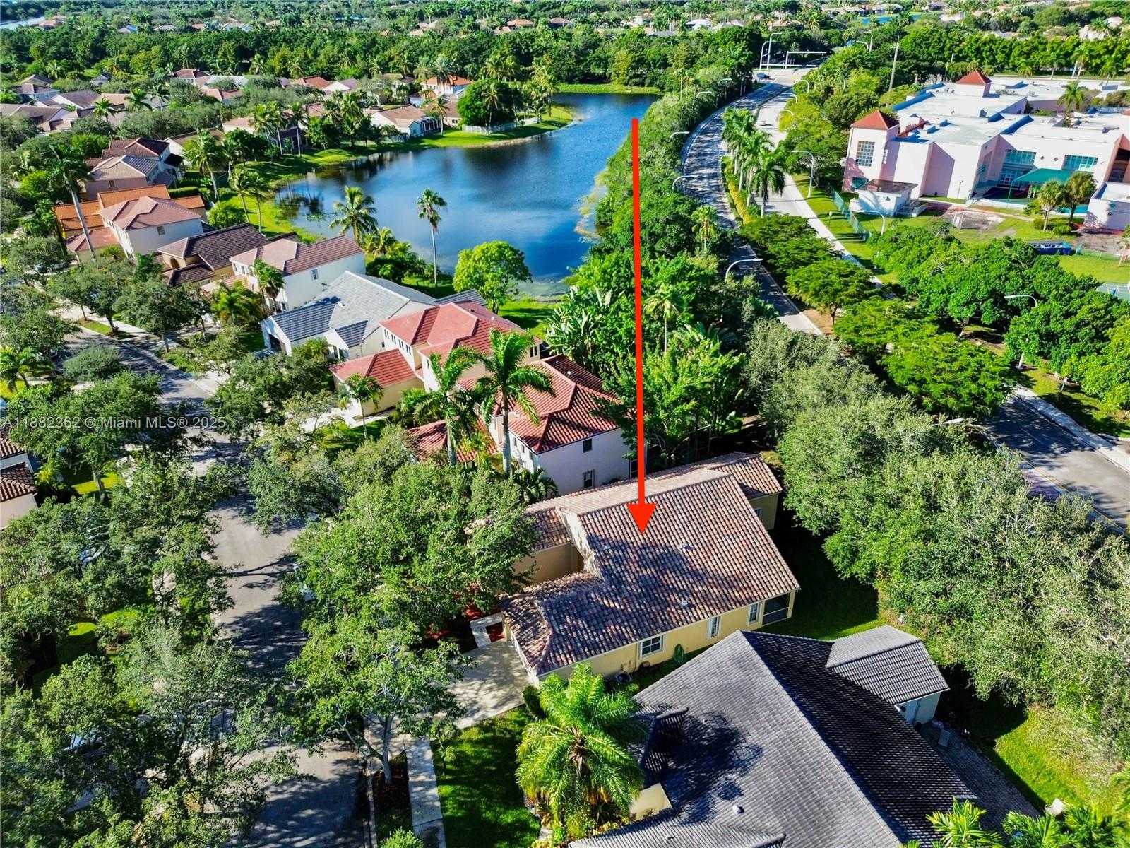 Small Image of 611 CARRINGTON LN, Weston Number 31