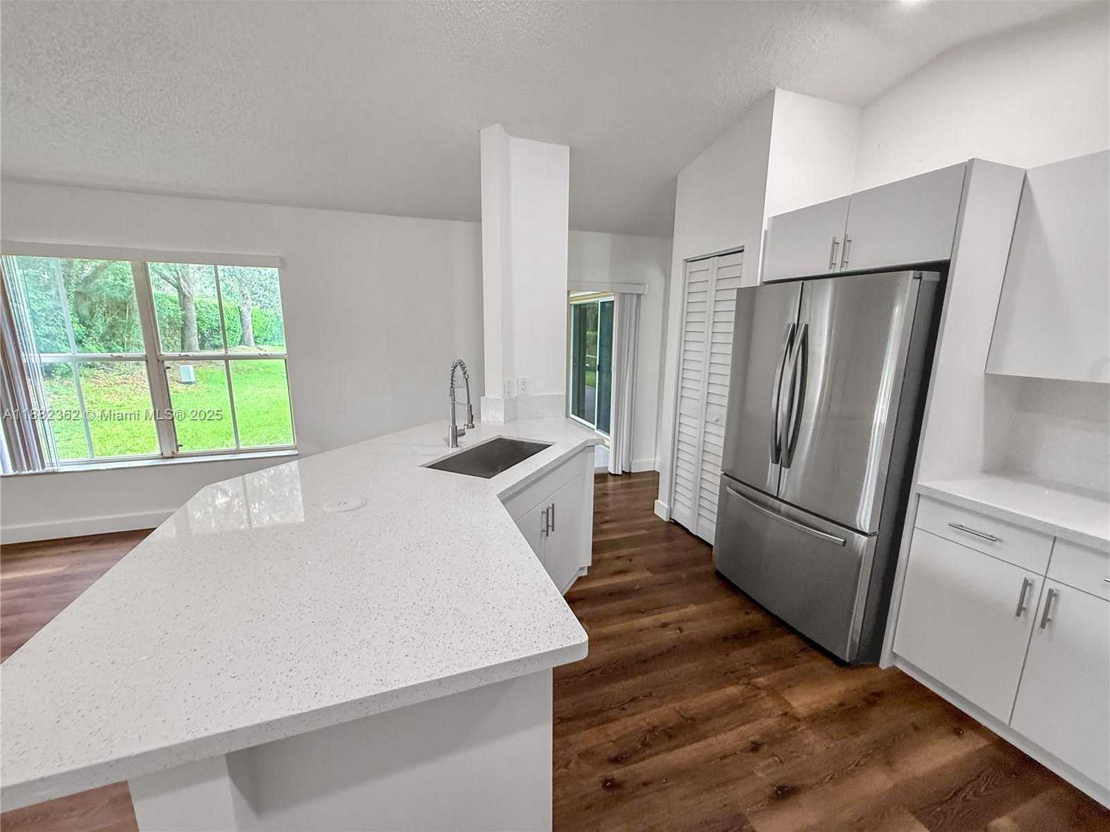 Small Image of 611 CARRINGTON LN, Weston Number 7