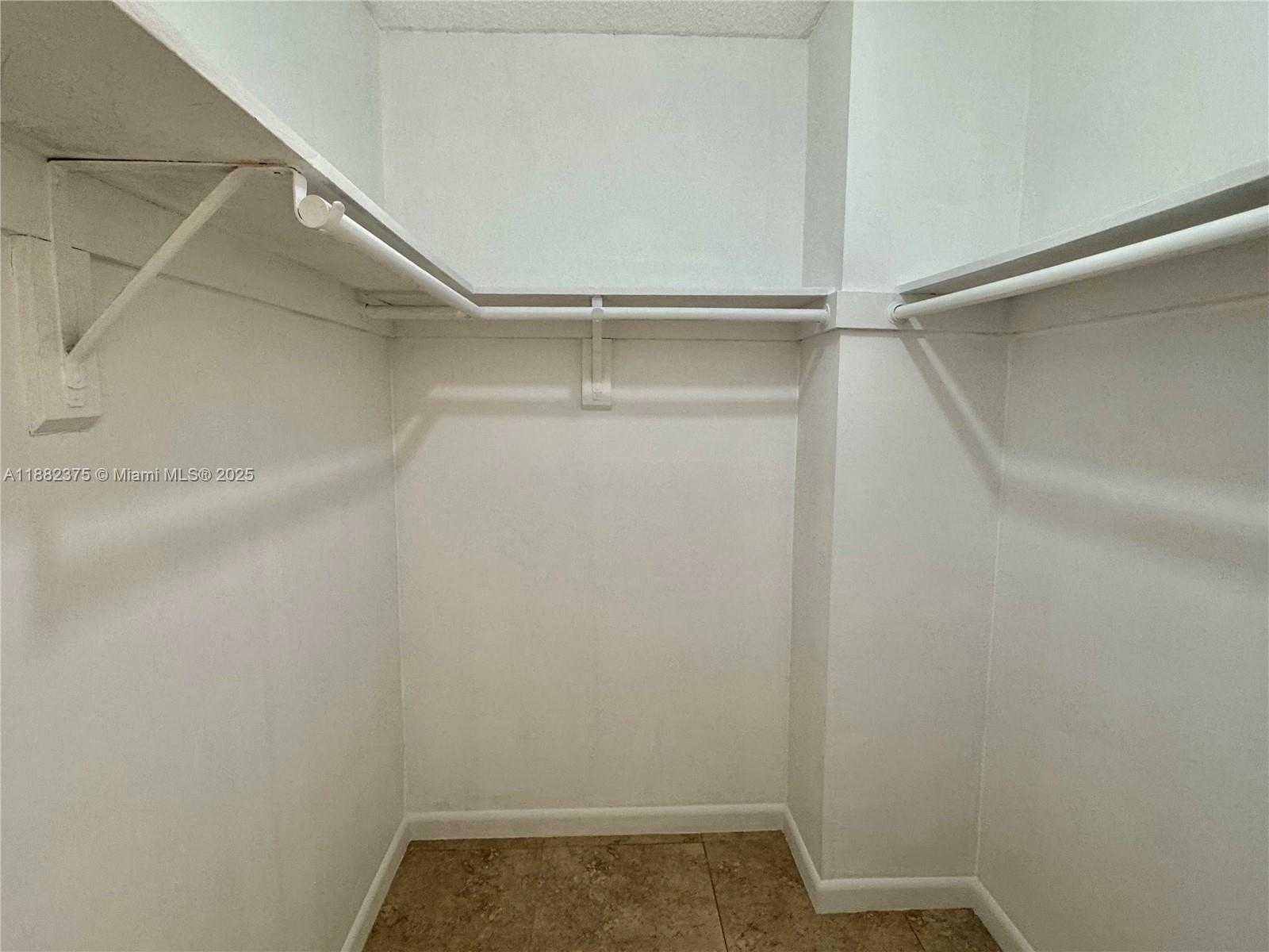 Small Image of 230 174TH ST #M01, Sunny Isles Beach Number 21