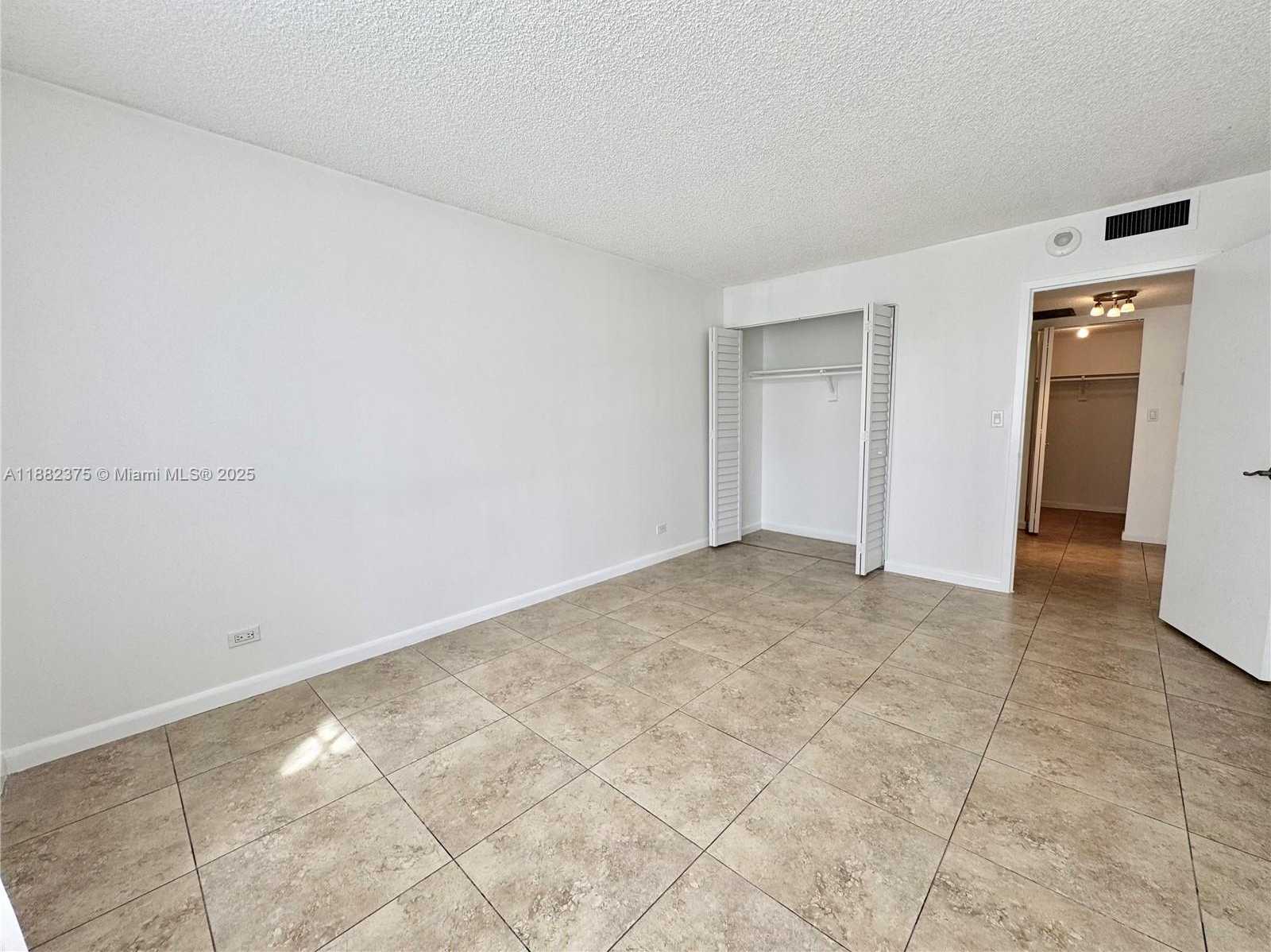 Small Image of 230 174TH ST #M01, Sunny Isles Beach Number 27
