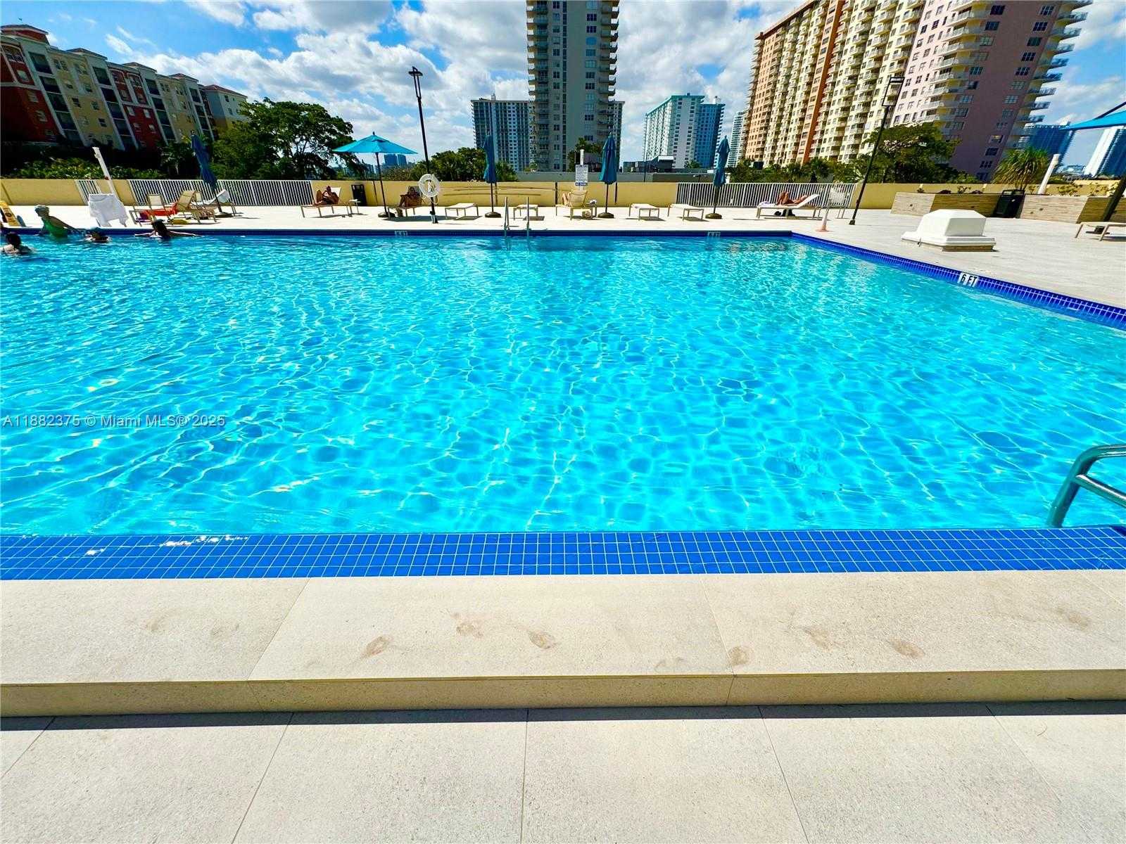 Small Image of 230 174TH ST #M01, Sunny Isles Beach Number 33