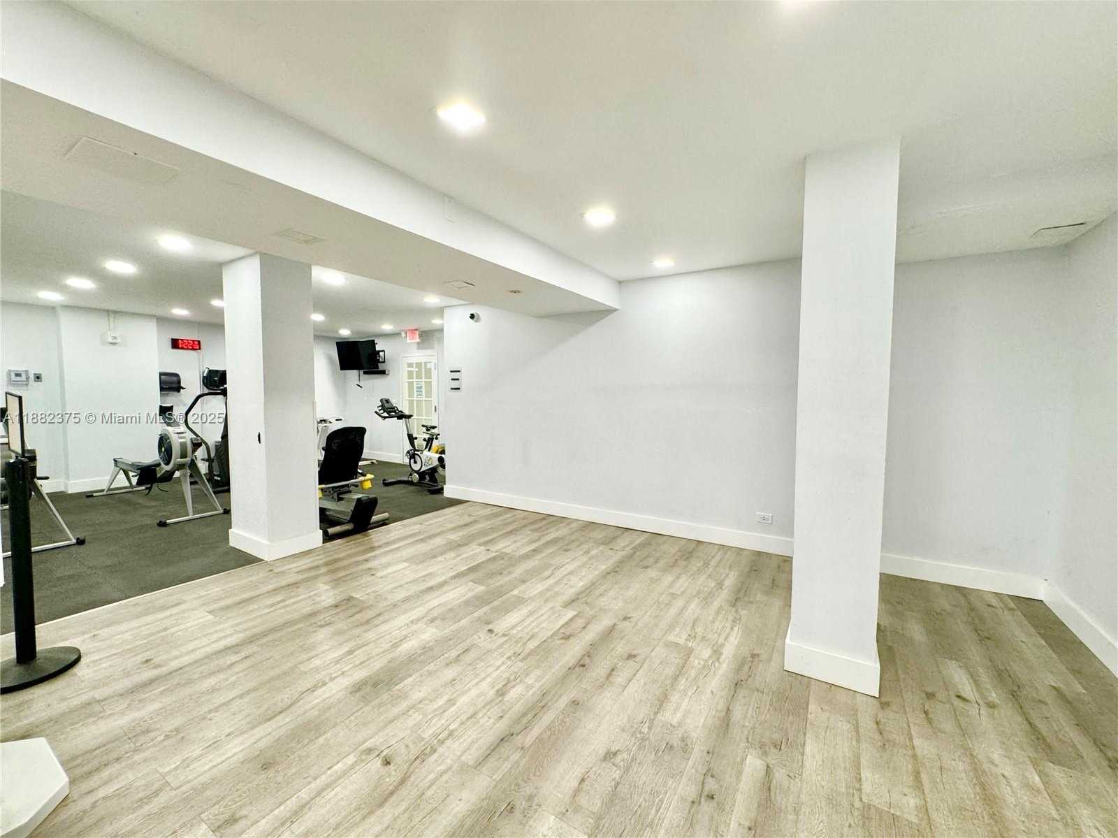 Small Image of 230 174TH ST #M01, Sunny Isles Beach Number 41