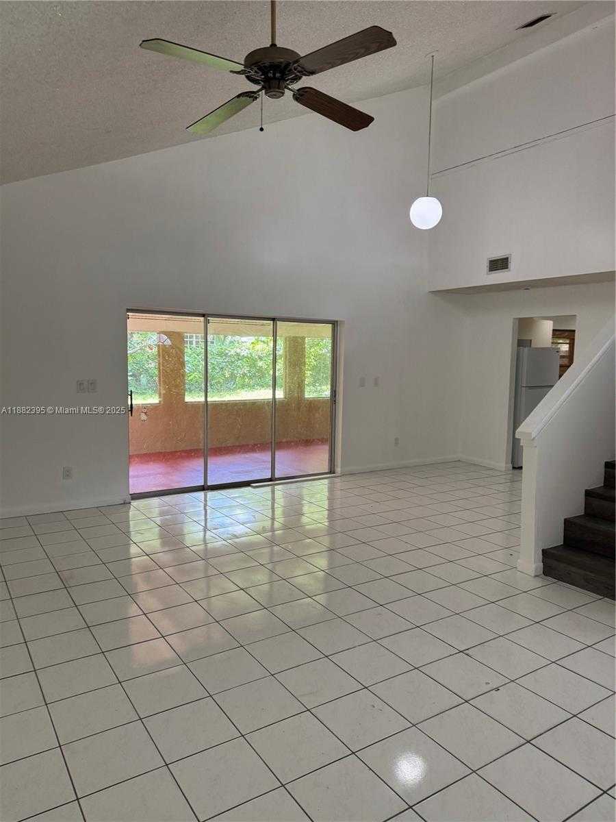 Small Image of 11318 SOUTH WEST 167TH ST, Miami Number 23