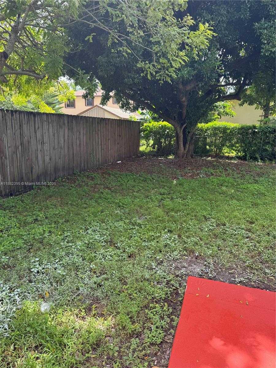 Small Image of 11318 SOUTH WEST 167TH ST, Miami Number 6