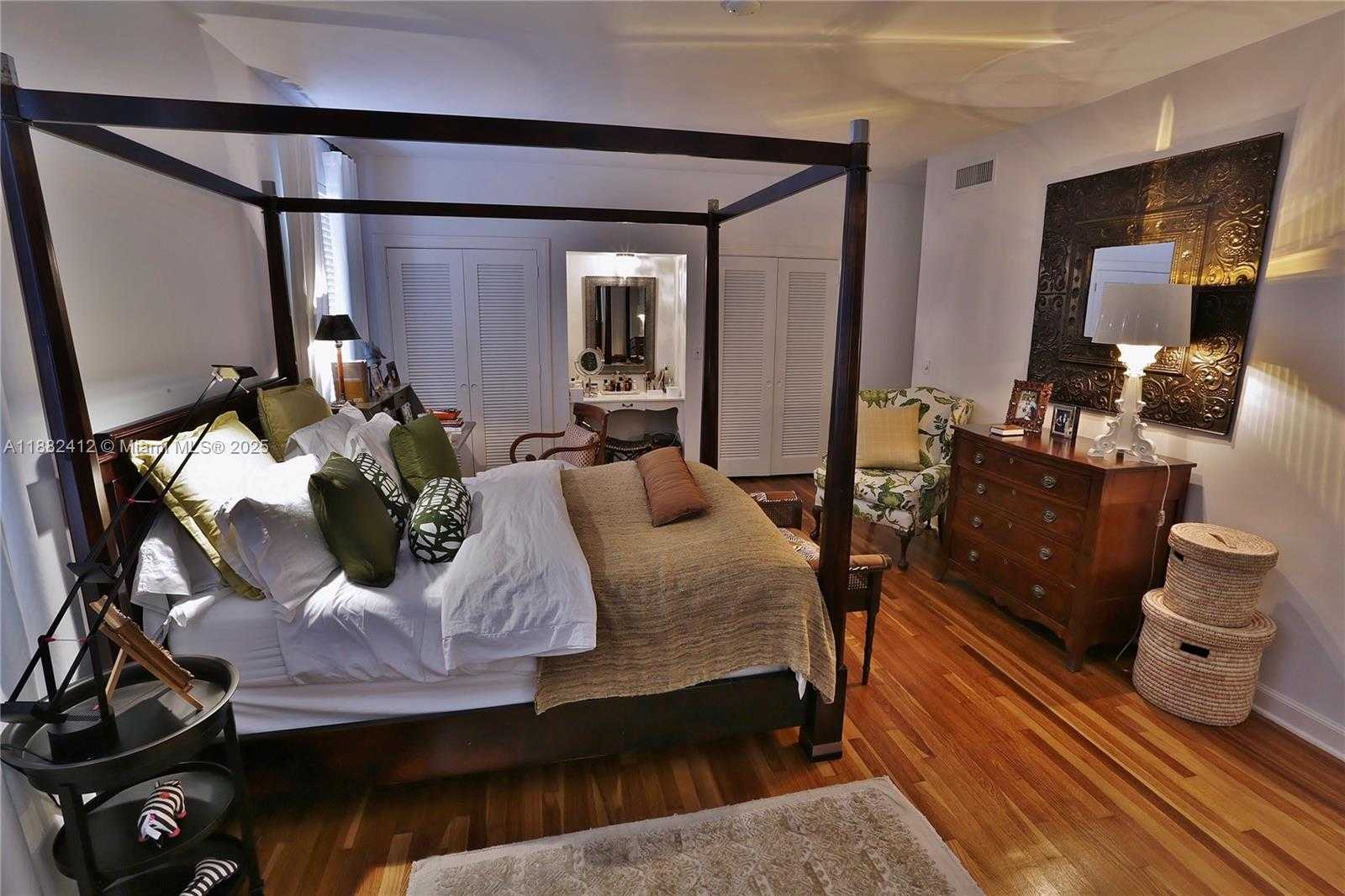 Small Image of 2828 SEGOVIA ST #Suite 1, Coral Gables Number 15