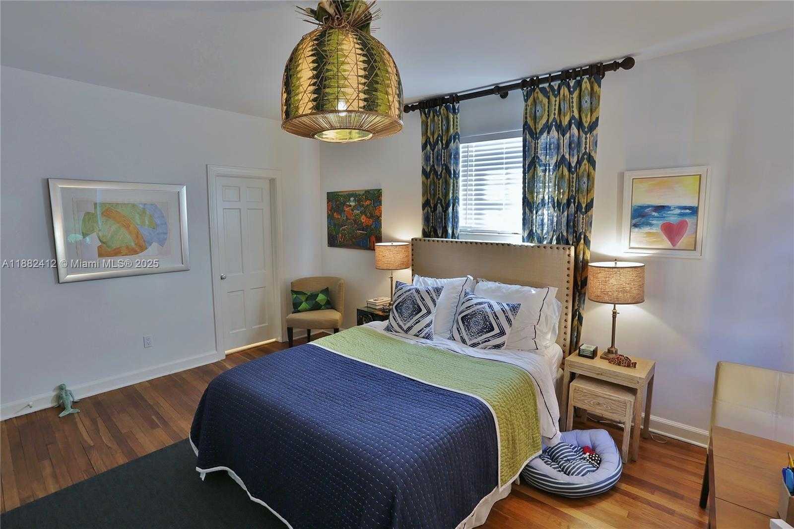 Small Image of 2828 SEGOVIA ST #Suite 1, Coral Gables Number 17