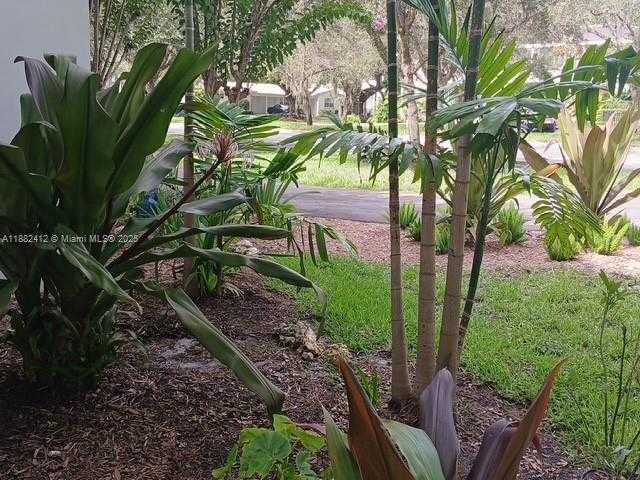 Small Image of 2828 SEGOVIA ST #Suite 1, Coral Gables Number 21