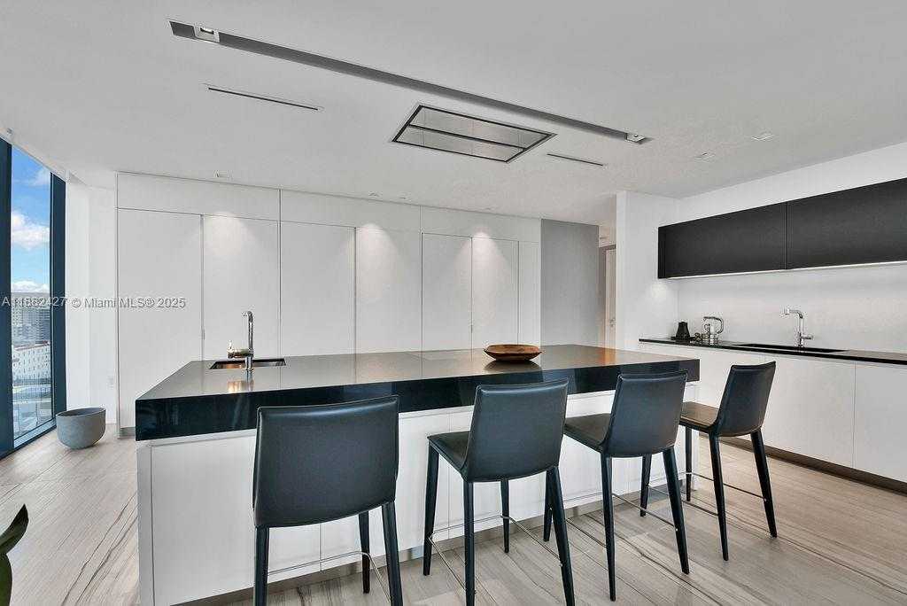 Small Image of 1000 BISCAYNE BLVD #1901, Miami Number 20