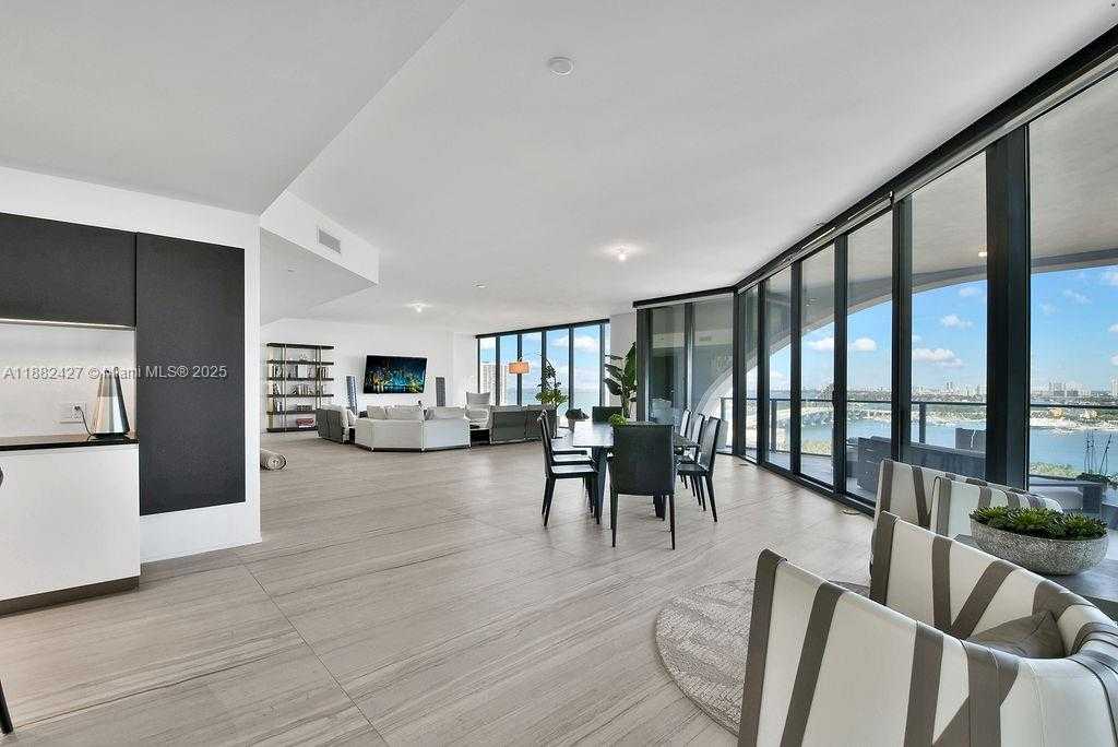 Small Image of 1000 BISCAYNE BLVD #1901, Miami Number 25