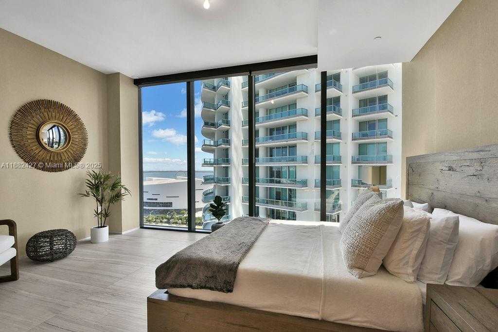 Small Image of 1000 BISCAYNE BLVD #1901, Miami Number 28