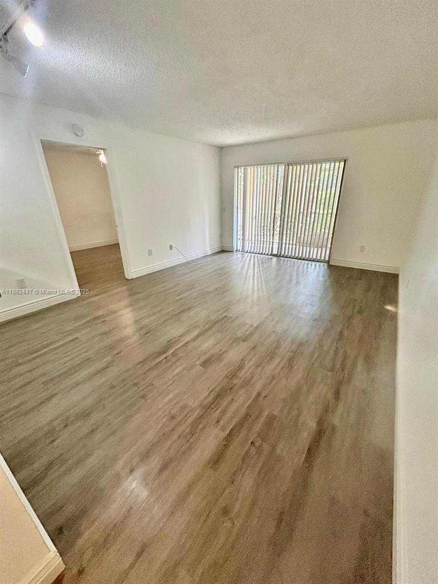 Small Image of 410 SOUTH PARK RD #1-102, Hollywood Number 10