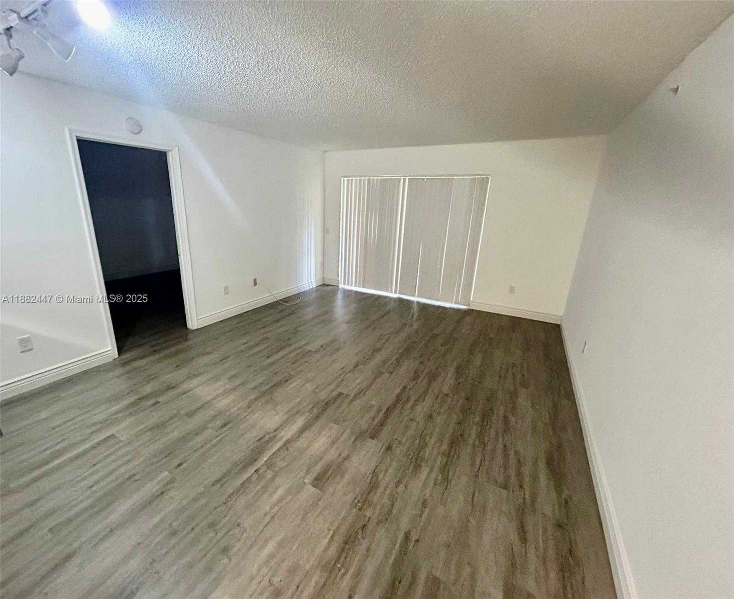 Small Image of 410 SOUTH PARK RD #1-102, Hollywood Number 14