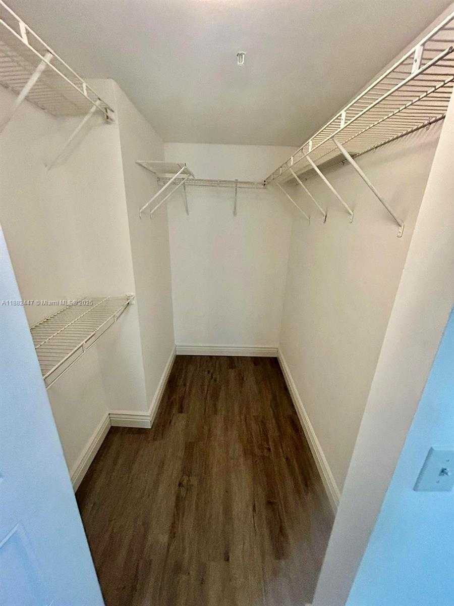 Small Image of 410 SOUTH PARK RD #1-102, Hollywood Number 15