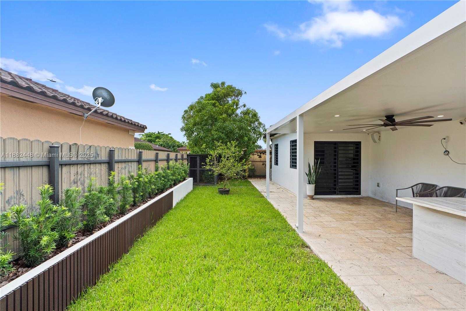 Small Image of 11730 SOUTH WEST 229TH LN, Miami Number 28