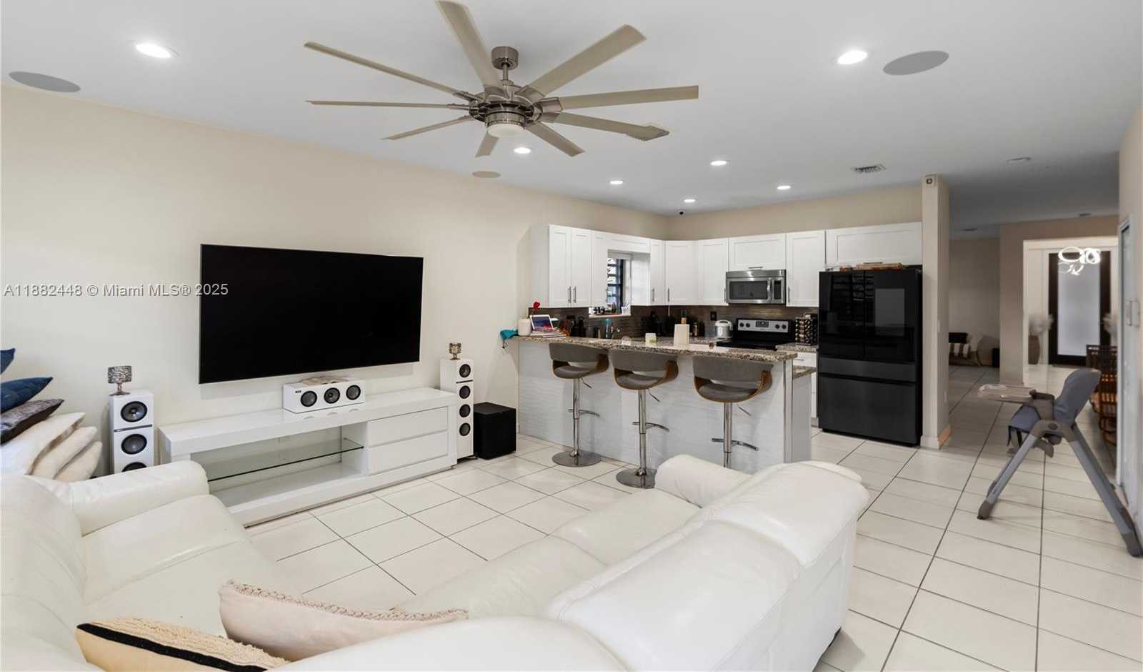Small Image of 11730 SOUTH WEST 229TH LN, Miami Number 8