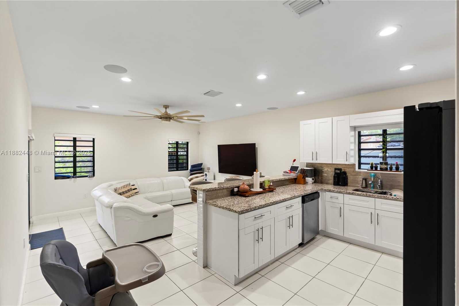 Small Image of 11730 SOUTH WEST 229TH LN, Miami Number 9